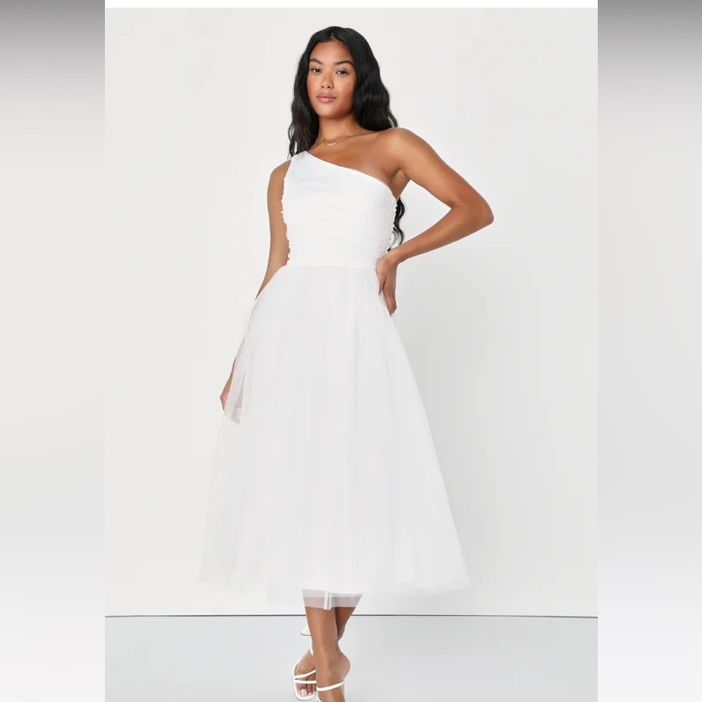 Lulu’s Already Perfect Tulle One Shoulder Midi Dress